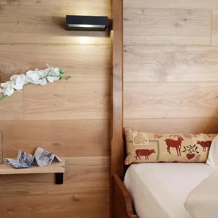 Hellochalet - Maison Zerodix - To Door In Front Of Zermatt Cablecar